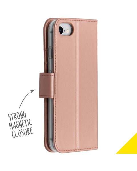 Accezz Wallet Softcase Booktype iPhone SE (2022 / 2020) / 8 / 7 / 6(s)