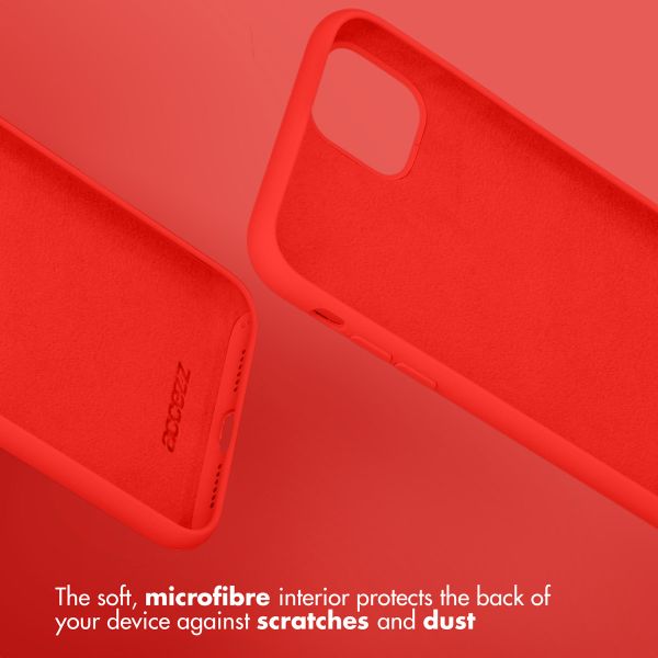 Accezz Liquid Silicone Backcover iPhone SE (2022 / 2020) / 8 / 7 - Rood / Rot / Red