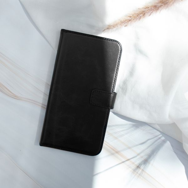 Selencia Echt Lederen Bookcase Samsung Galaxy S10e - Zwart / Schwarz / Black