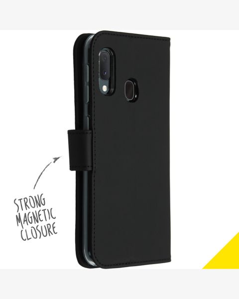 Accezz Industry Packaged Wallet Softcase Bookcase Samsung Galaxy A20e - Zwart / Schwarz / Black
