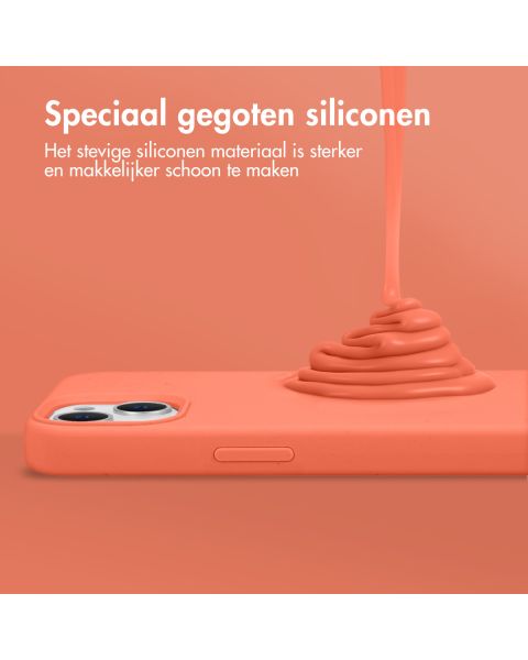Accezz Liquid Silicone Backcover met MagSafe iPhone 15 - Nectarine