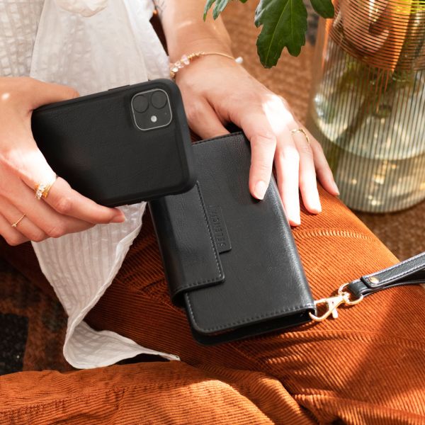 2-in-1 Uitneembare Vegan Lederen Bookcase iPhone 11 - Zwart - Zwart / Black