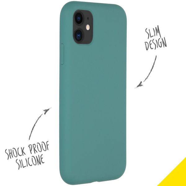 Accezz Liquid Silicone Backcover iPhone 11 - Donkergroen / Dunkelgrün  / Dark Green