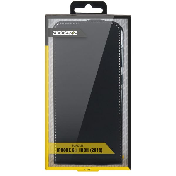 Accezz Flipcase iPhone 11 Pro Max - Zwart / Schwarz / Black