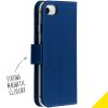 Accezz Wallet Softcase Bookcase iPhone SE (2022 / 2020) / 8 / 7 / 6(s)